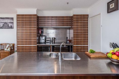 Photo of property in Augusta Apartments, 19/254 Willis Street, Te Aro, Wellington, 6011