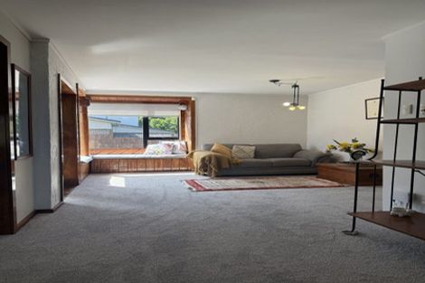 Photo of property in 99 Redoubt Road, Goodwood Heights, Auckland, 2105