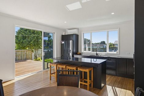 Photo of property in 53 Te Manuao Road, Otaki, 5512