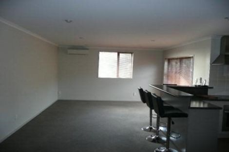 Photo of property in 181 Keri Vista Rise, Papakura, 2110