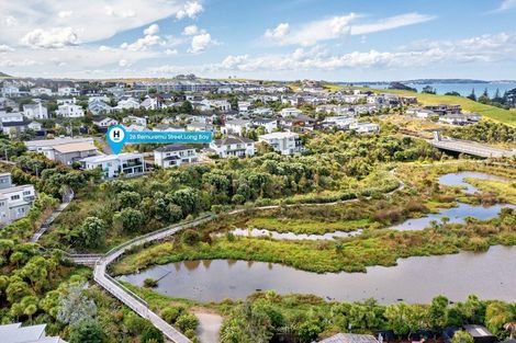 Photo of property in 26 Remuremu Street, Long Bay, Auckland, 0630