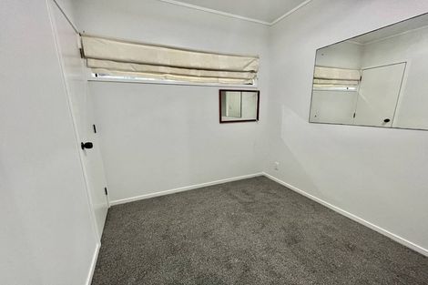 Photo of property in 34 Telstar Place, Beach Haven, Auckland, 0626