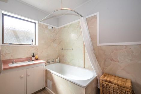 Photo of property in 86 Hunter Crescent, Wanaka, 9305