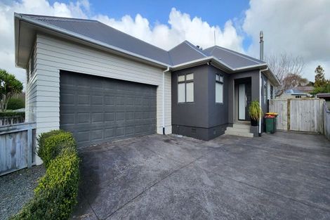 Photo of property in 7 Clovelly Street, Brooklands, New Plymouth, 4310