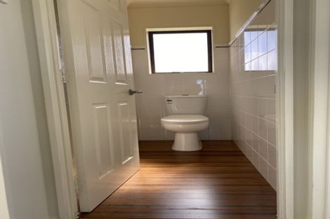 Photo of property in 82 Southernthread Road, Brooklyn, Wellington, 6021