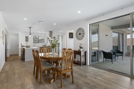 Photo of property in 9 Materawaho Way, Pyes Pa, Tauranga, 3112