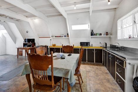 Photo of property in 12 Cassandra Street, Stratford, 4332