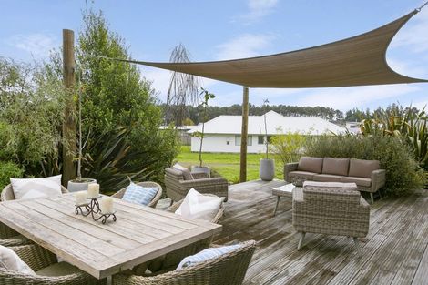 Photo of property in 4 John Norrie Place, Motuoapa, 3382