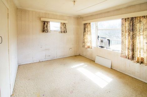 Photo of property in 21 Victoria Street, Carterton, 5713