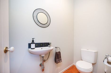 Photo of property in 20 Cashmere Drive, Fitzherbert, Palmerston North, 4410