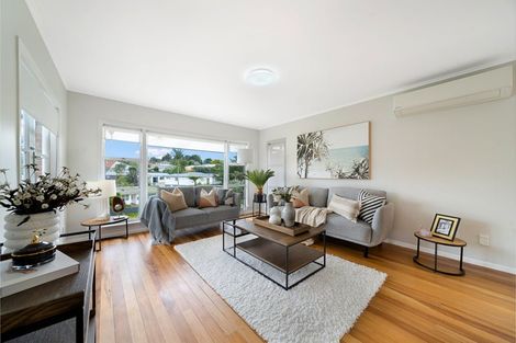 Photo of property in 38 Kohekohe Street, New Lynn, Auckland, 0600