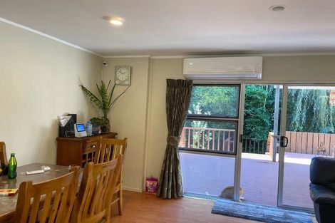 Photo of property in 1/329 Pakuranga Road, Pakuranga Heights, Auckland, 2010