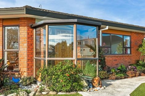Photo of property in 11 Hunter Street, Westport, 7825