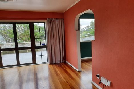 Photo of property in 1 Ceres Crescent, Johnsonville, Wellington, 6037