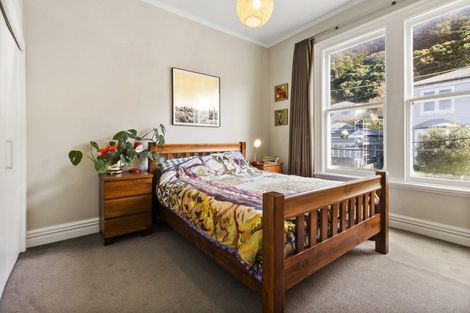 Photo of property in 12 Burnell Avenue, Thorndon, Wellington, 6011