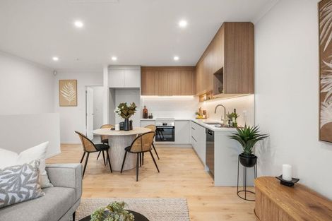 Photo of property in 143 Clarence Street, Hamilton Lake, Hamilton, 3204