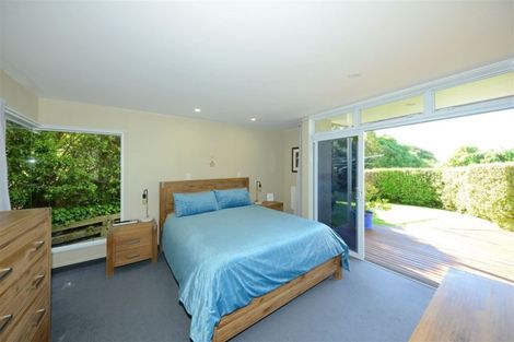 Photo of property in 2/11 Belleview Terrace, Mount Pleasant, Christchurch, 8081
