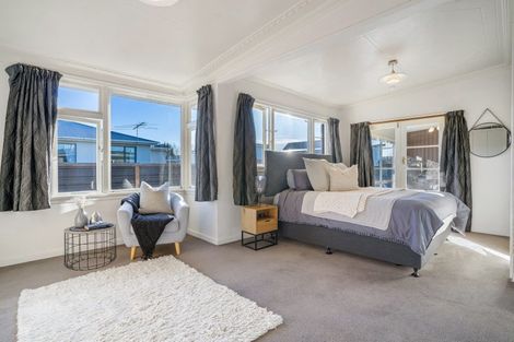 Photo of property in 48 Grange Street, Winton, 9720