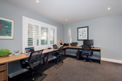 Photo of property in 6 Tiri Road, Milford, Auckland, 0620