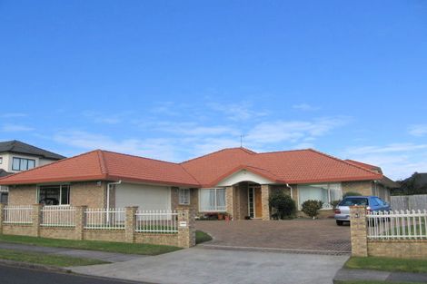 Photo of property in 3 Burnaston Court, Dannemora, Auckland, 2016