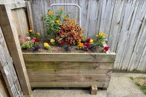 Photo of property in Rangeview Villas, 56/9 Fuller Close, Levin, 5510