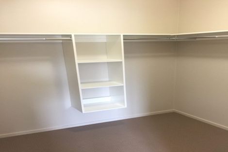 Photo of property in 19 Kokako Rise, Papakura, 2110