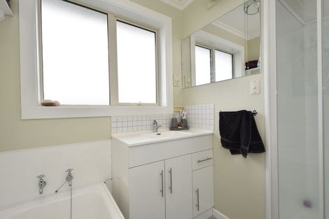 Photo of property in 23 Chesney Place, Heidelberg, Invercargill, 9812
