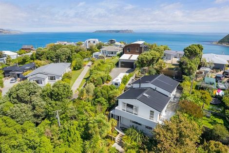 Photo of property in 57 Gordon Road, Plimmerton, Porirua, 5026
