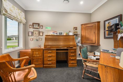 Photo of property in 41 Port Street West, Maewa, Feilding, 4702