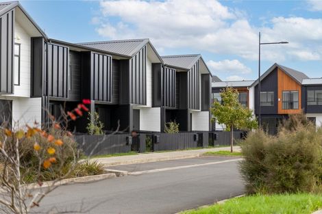 Photo of property in 4 Tuputupu Drive, Kumeu, 0810