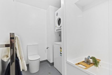 Photo of property in Luxford Villas, 314/72u Herald Street, Berhampore, Wellington, 6023