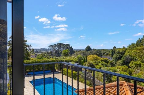 Photo of property in 21 Penwood Close, East Tamaki Heights, Auckland, 2016