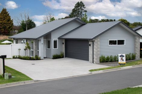 Photo of property in 11 Massee Way, Te Puke, 3119