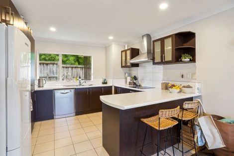 Photo of property in 4 Guinness Place, Massey, Auckland, 0614