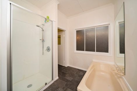 Photo of property in 48 Egmont Street, Hawera, 4610