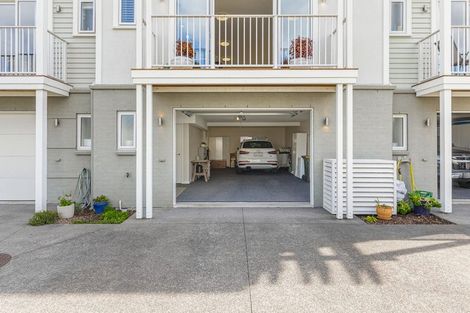 Photo of property in 130 Landmark Terrace, Orewa, 0931