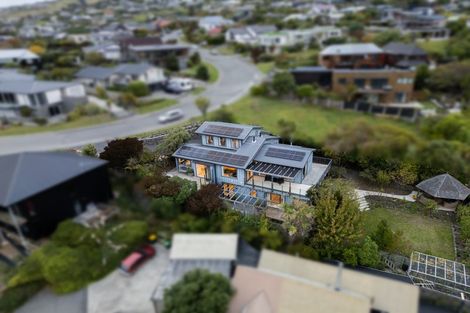 Photo of property in 39 Santa Maria Avenue, Mount Pleasant, Christchurch, 8081