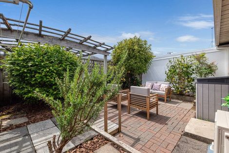 Photo of property in 29 Gordon Avenue, Forrest Hill, Auckland, 0620