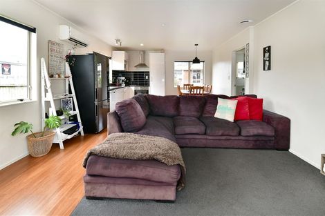 Photo of property in 1/137 Awaroa Road, Helensville, 0800