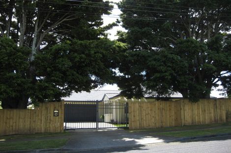 Photo of property in 2/45 Takanini Road, Takanini, 2112