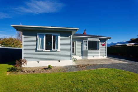 Photo of property in 127 Beach Road, Kaikoura, 7300