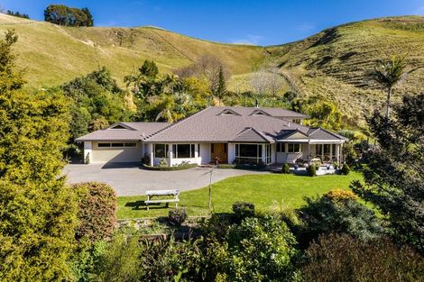 Photo of property in 12 Churchill Drive, Taradale, Napier, 4112