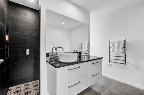 Photo of property in 7 Harkness Rice Way, Koru, New Plymouth, 4374