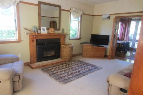 Photo of property in 20 Ranui Terrace, Tawa, Wellington, 5028