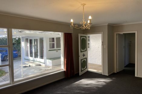 Photo of property in 17 Oakfield Street, Burnside, Christchurch, 8053