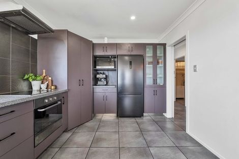 Photo of property in 29 Whakapaki Street, Urenui, 4375