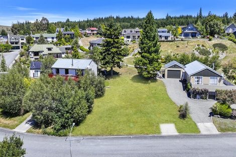 Photo of property in 6 Barbara Hay Street, Lake Tekapo, 7999