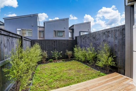 Photo of property in 42 Kiato Lane, Flat Bush, 2019