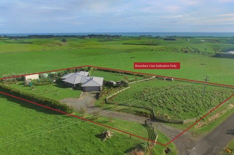 Photo of property in 173 Perth Road, Okato, New Plymouth, 4374