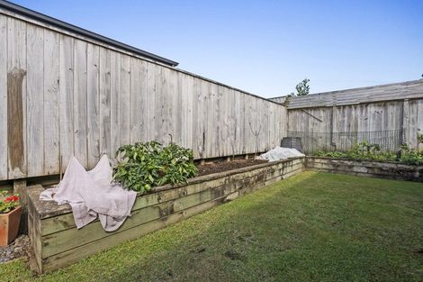 Photo of property in 9 Huetu Place, Bell Block, New Plymouth, 4312